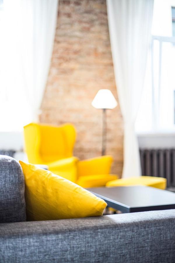Stylish Studio Apartment In The Heart Of Рига Экстерьер фото