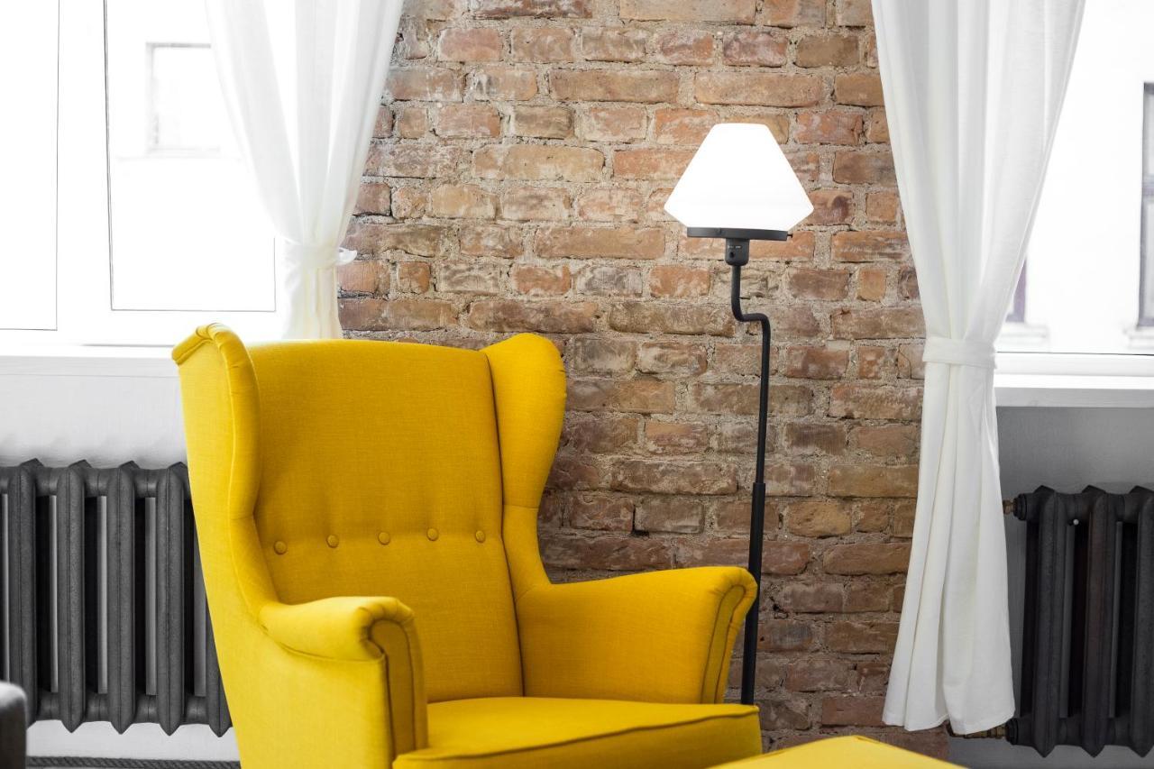 Stylish Studio Apartment In The Heart Of Рига Экстерьер фото